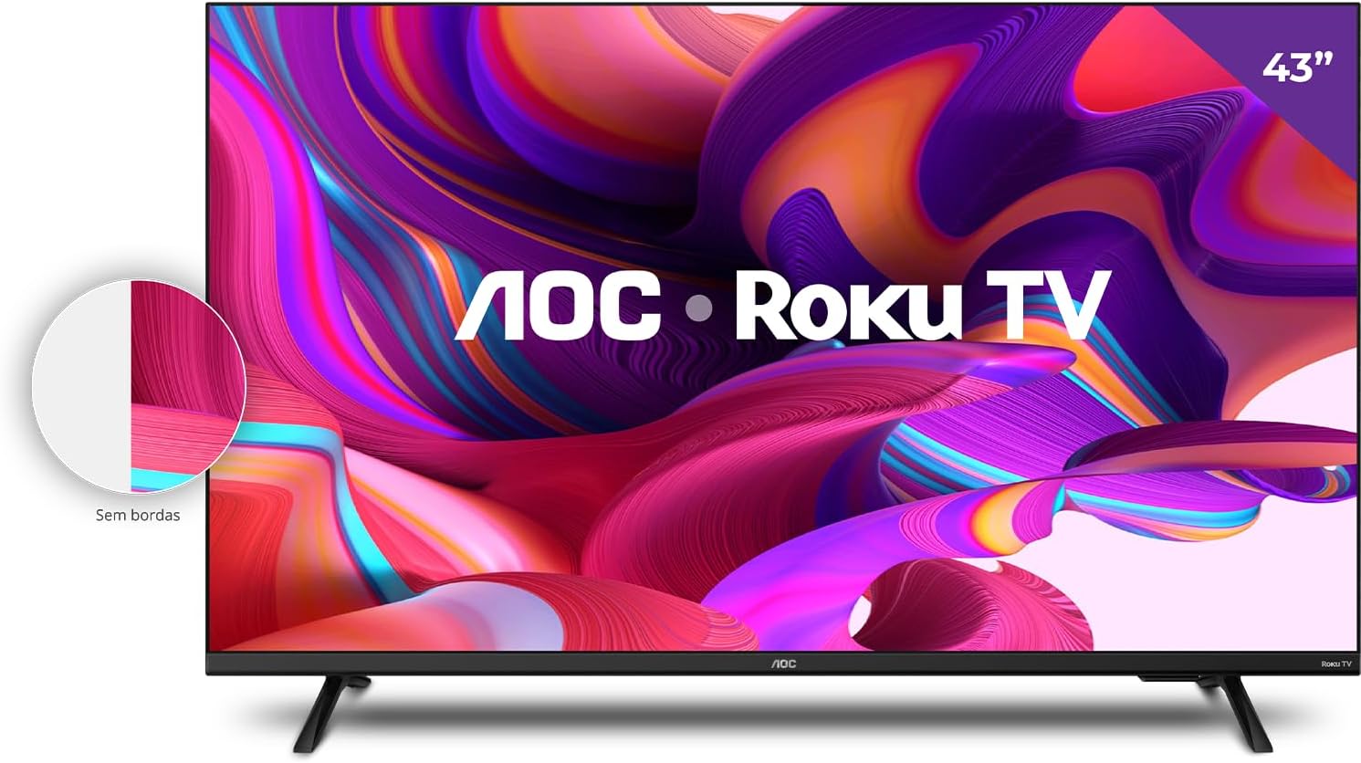 Smart TV AOC 43 polegadas Roku TV modelo 43S5135/78G com design sem bordas exibindo a tela inicial com aplicativos.